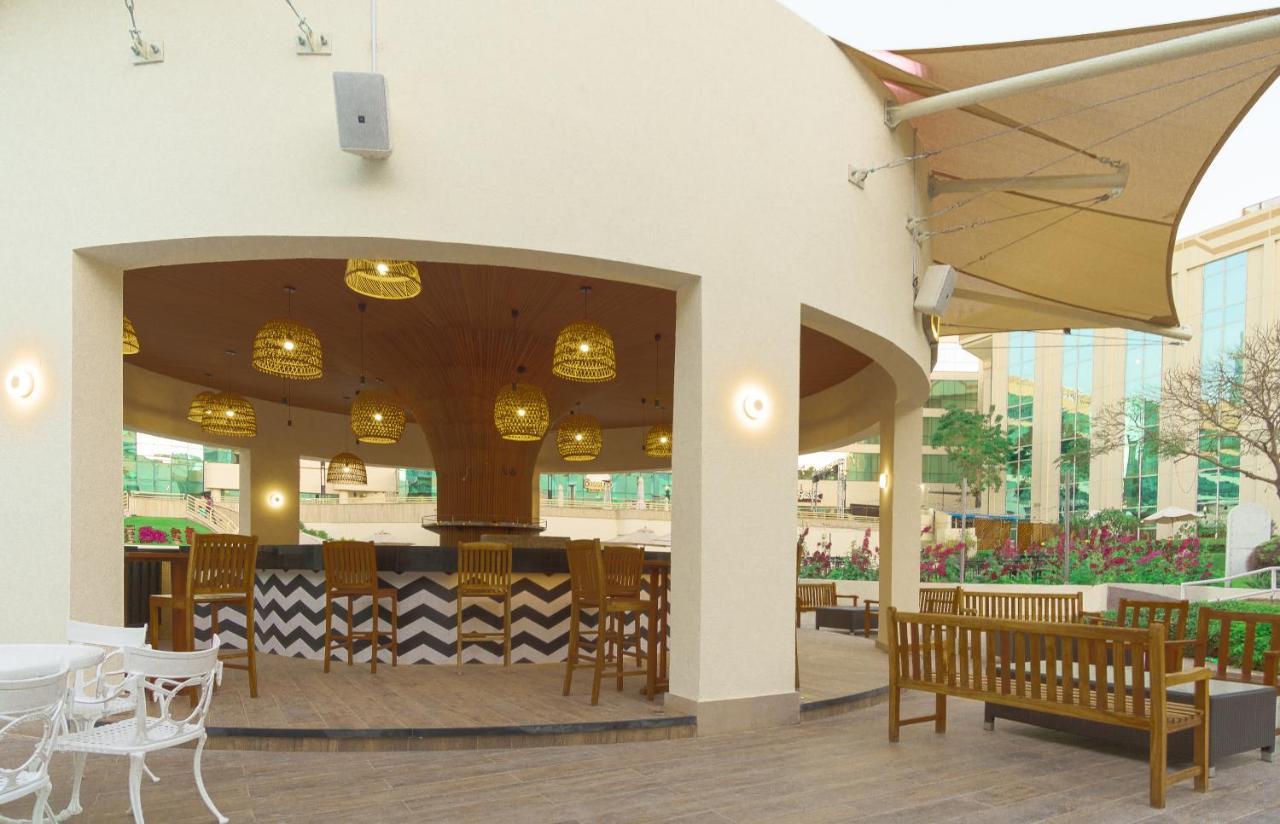 Millennium Airport Готель